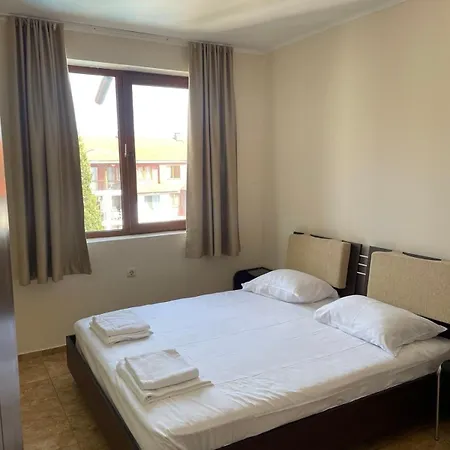 Private In Apolon رافدا