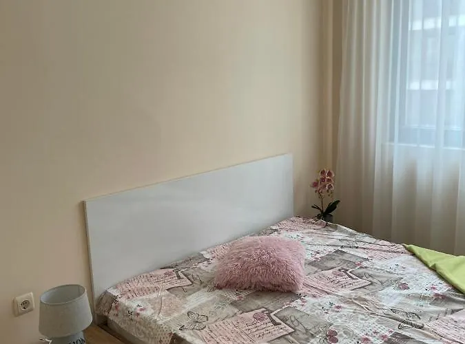 Private In Apolon Ravda