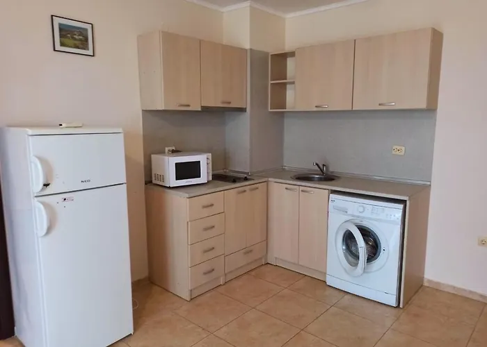 Private In Apolon * Ravda