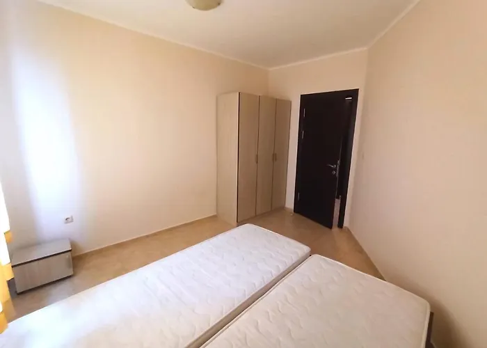 Private In Apolon * Ravda