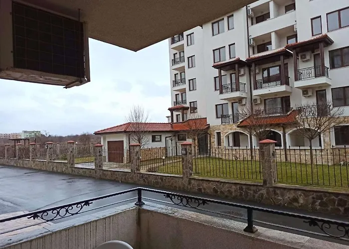 Private In Apolon Apartment