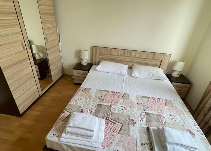 Private In Apolon Apartment