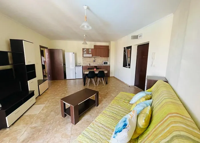 Private In Apolon Apartment Ravda