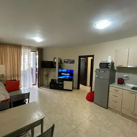 Private In Apolon Apartment