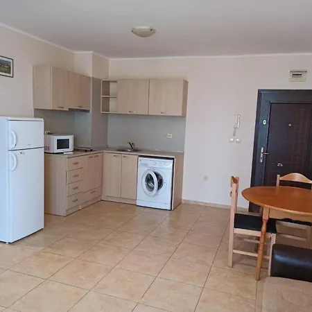 Private In Apolon
