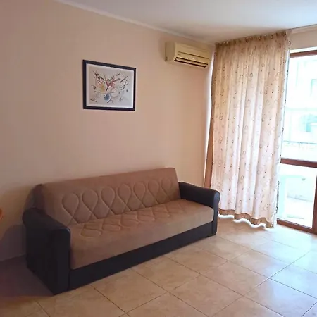 Private In Apolon Apartment